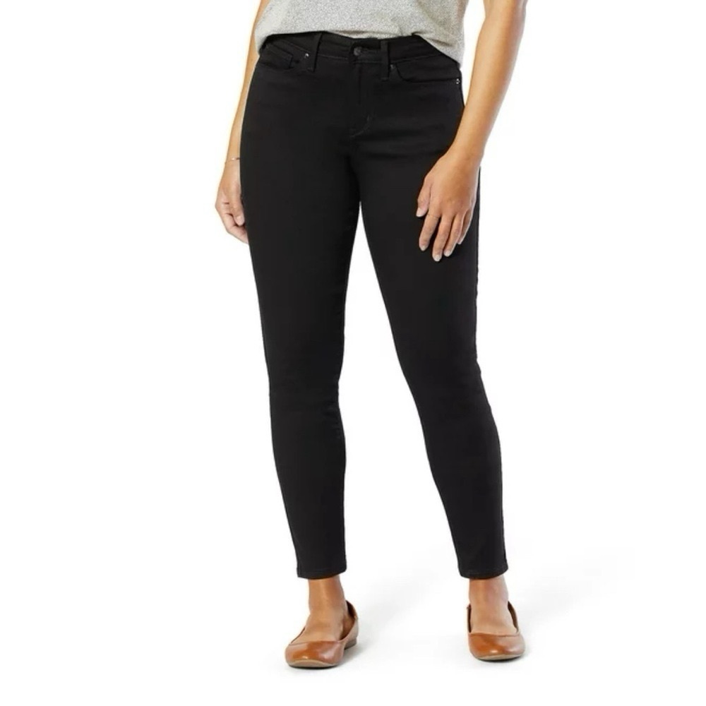 Signature by Levi Strauss & Co. Skinny Jeans